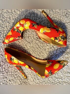 JustFab Margaux Lemon Print Pointed Toe D'Orsay Stiletto Heels.